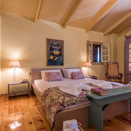 הוילה Agios Dimitrios  Sarakino House Of Literature מראה חיצוני תמונה