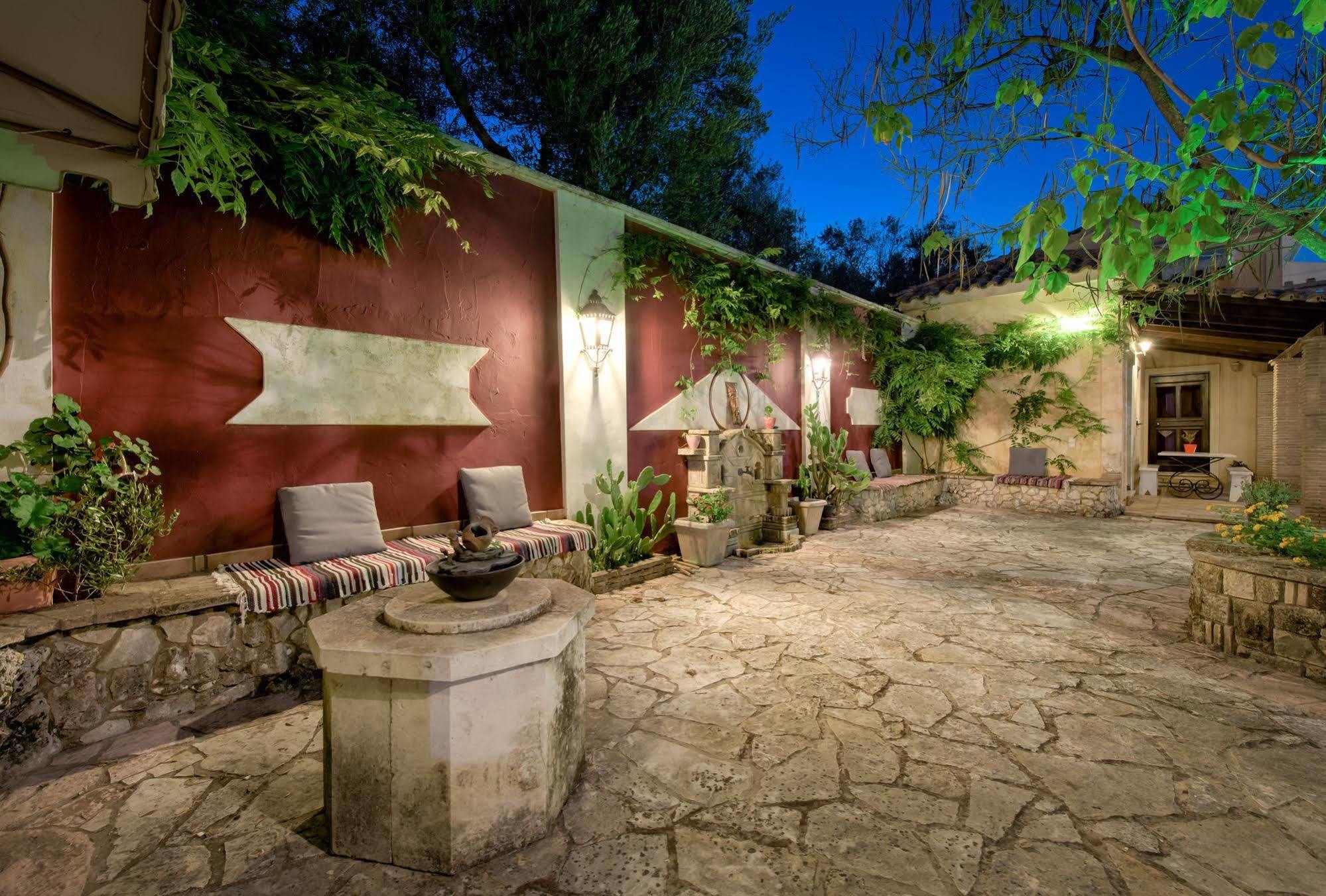 הוילה Agios Dimitrios  Sarakino House Of Literature מראה חיצוני תמונה