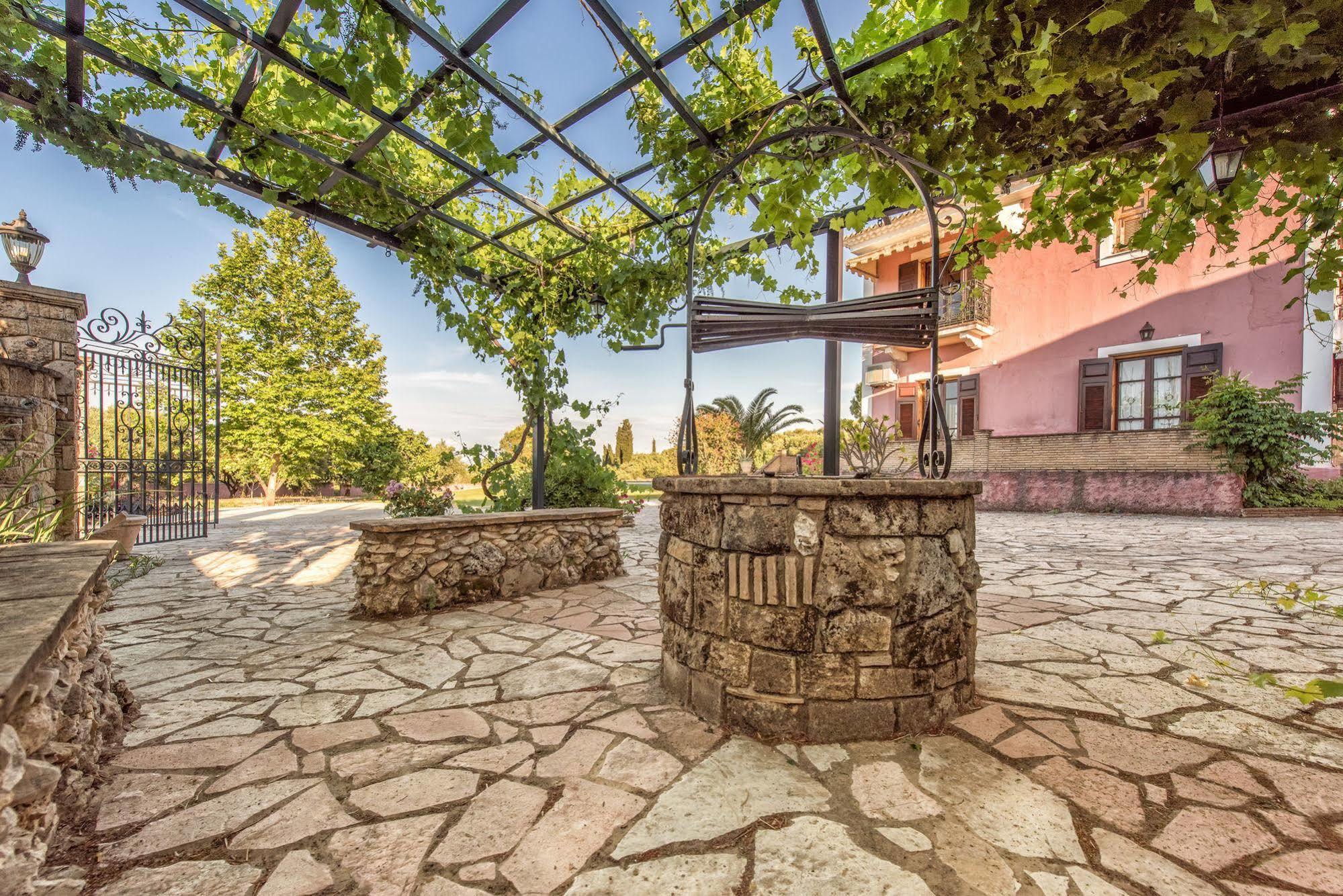 הוילה Agios Dimitrios  Sarakino House Of Literature מראה חיצוני תמונה